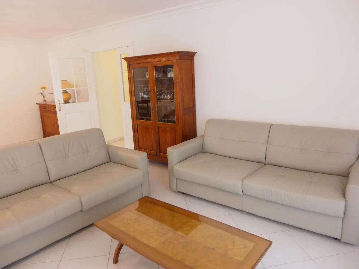 Apartment Residence L'Amiral By Interhome Saint-Raphaël